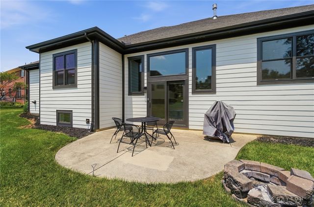 2611 Patrick Henry Drive, Beavercreek Twp, OH 45434