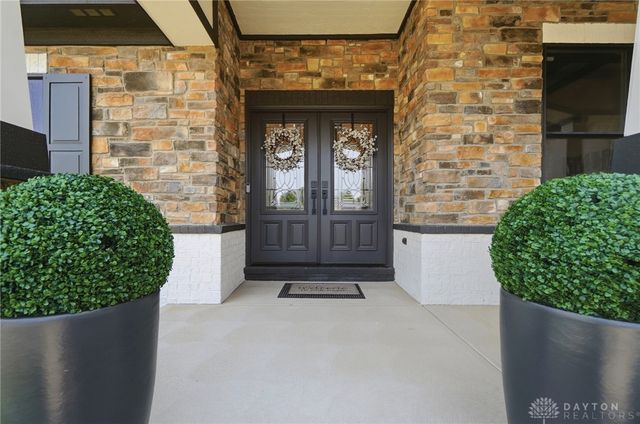 2611 Patrick Henry Drive, Beavercreek Twp, OH 45434