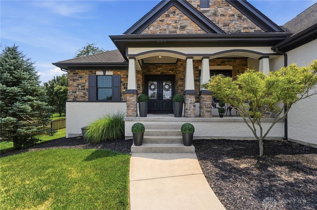 2611 Patrick Henry Drive, Beavercreek Twp, OH 45434