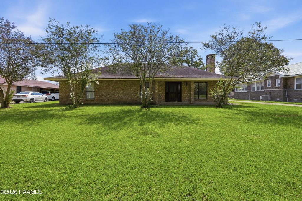 101 Ante Bellum Road, Carencro, LA 70520