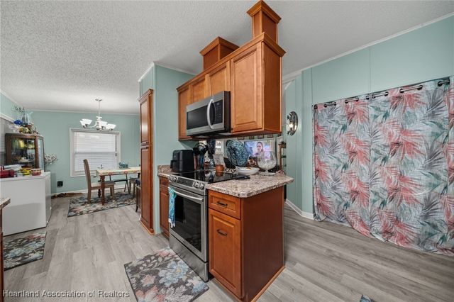 2817 S Driftwood Court, Avon Park, FL 33825