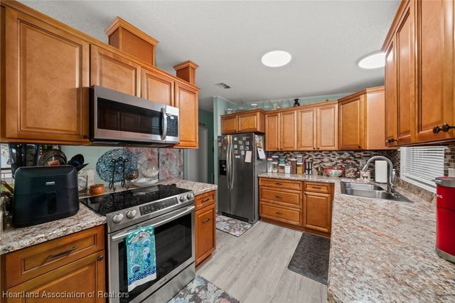 2817 S Driftwood Court, Avon Park, FL 33825