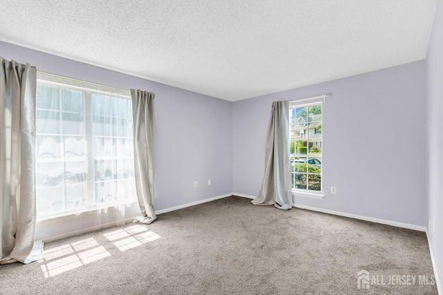 143 Sapphire Lane, Franklin, NJ 08823