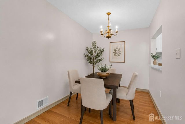 143 Sapphire Lane, Franklin, NJ 08823