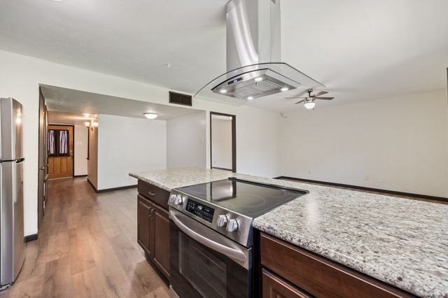 729 Via Altos, Mesquite, TX 75150