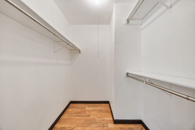 729 Via Altos, Mesquite, TX 75150