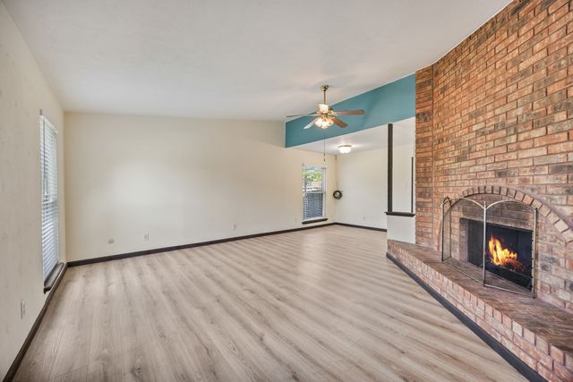 729 Via Altos, Mesquite, TX 75150