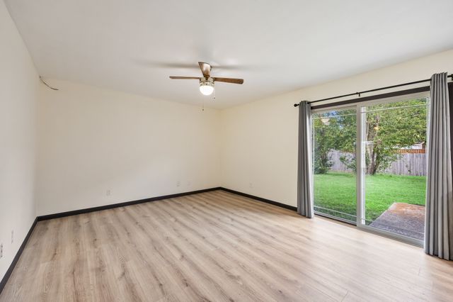 729 Via Altos, Mesquite, TX 75150