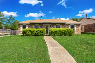 729 Via Altos, Mesquite, TX 75150