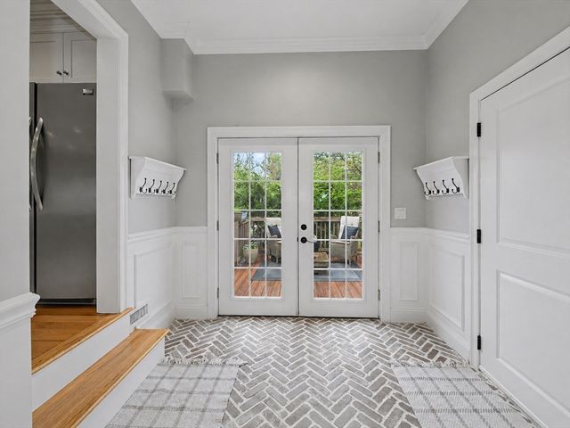 16 Forest Rd, Westwood, MA 02090