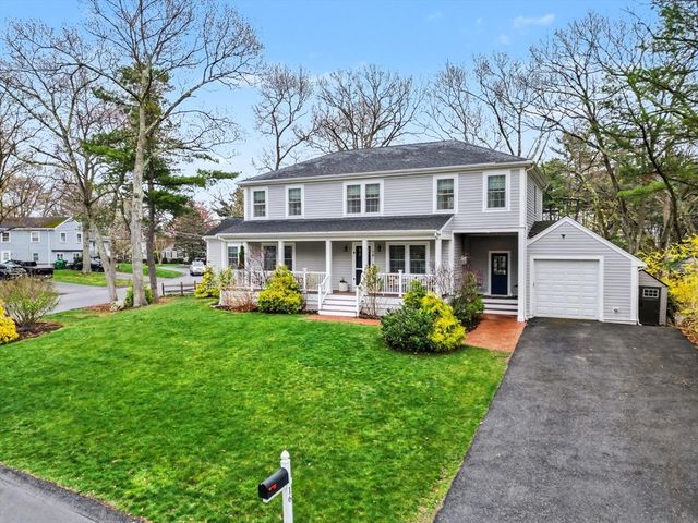 16 Forest Rd, Westwood, MA 02090