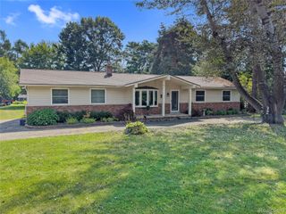 6970 Biscayne Avenue, White Lake Charter Township, MI 48383