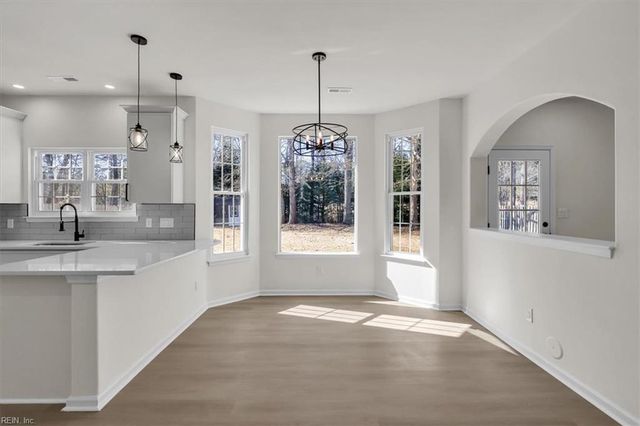 3664 Mardean DR, Chesapeake, VA 23321