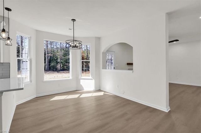 3664 Mardean DR, Chesapeake, VA 23321