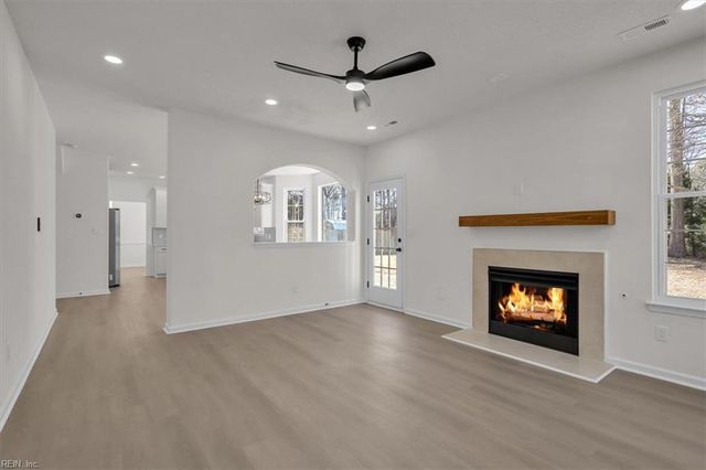 3664 Mardean DR, Chesapeake, VA 23321