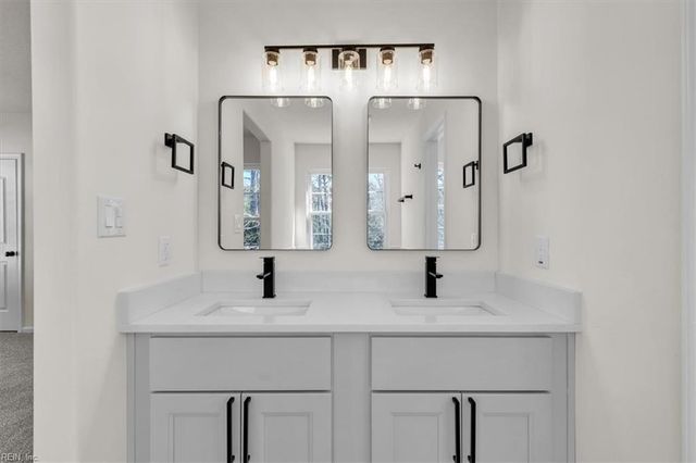 3664 Mardean DR, Chesapeake, VA 23321