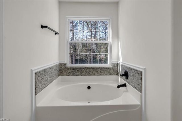 3664 Mardean DR, Chesapeake, VA 23321