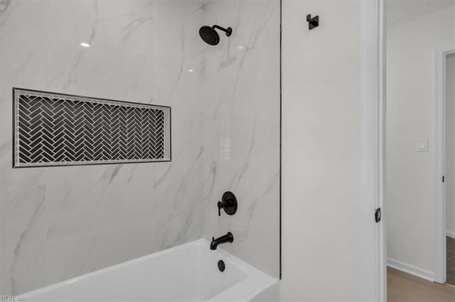 3664 Mardean DR, Chesapeake, VA 23321