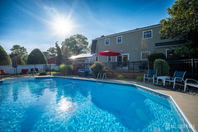 207 Grant Avenue, Middlesex, NJ 08846