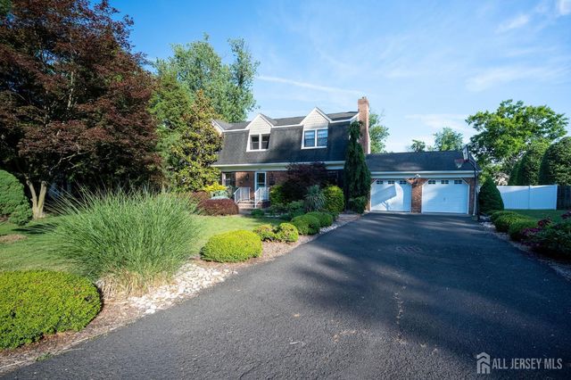 207 Grant Avenue, Middlesex, NJ 08846