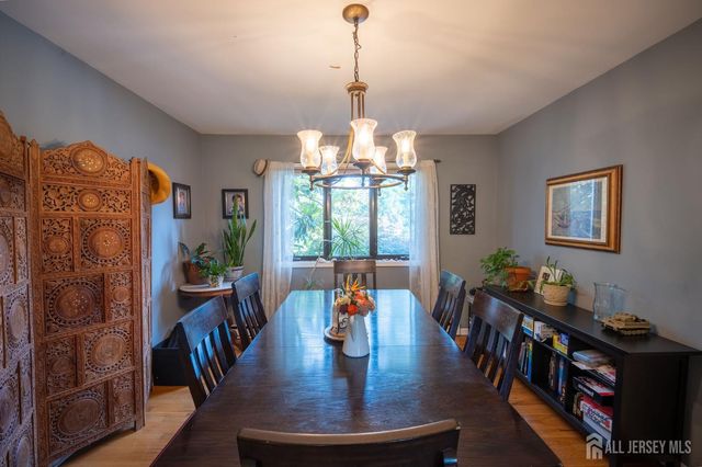 207 Grant Avenue, Middlesex, NJ 08846