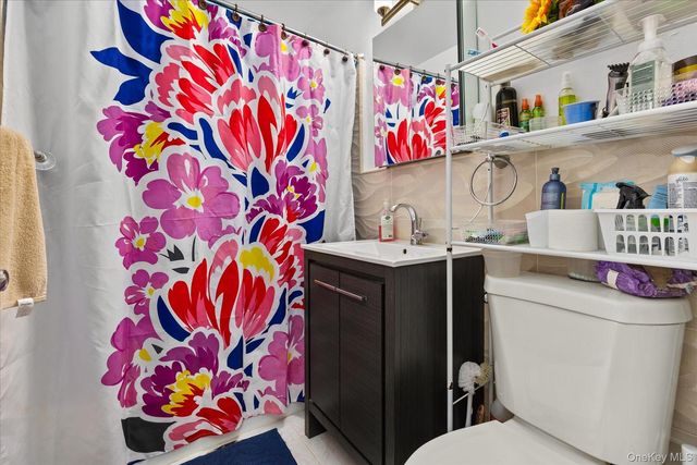 6011 Broadway 3A, Woodside, NY 11377