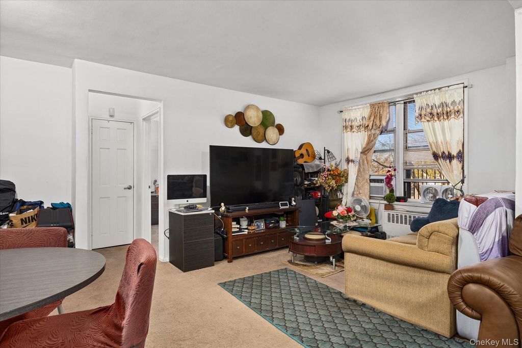 6011 Broadway 3A, Woodside, NY 11377