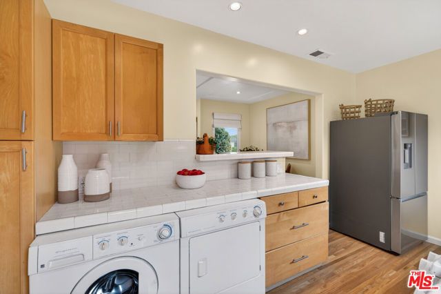 2822 11th Street, Santa Monica, CA 90405