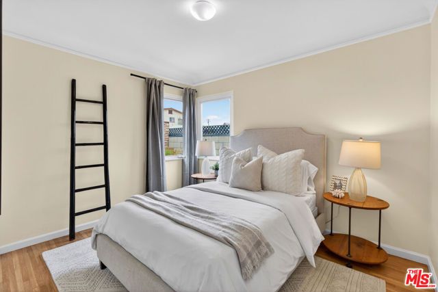 2822 11th Street, Santa Monica, CA 90405