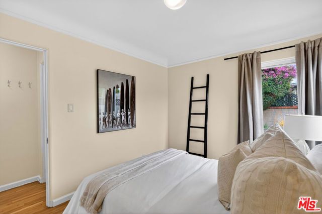 2822 11th Street, Santa Monica, CA 90405