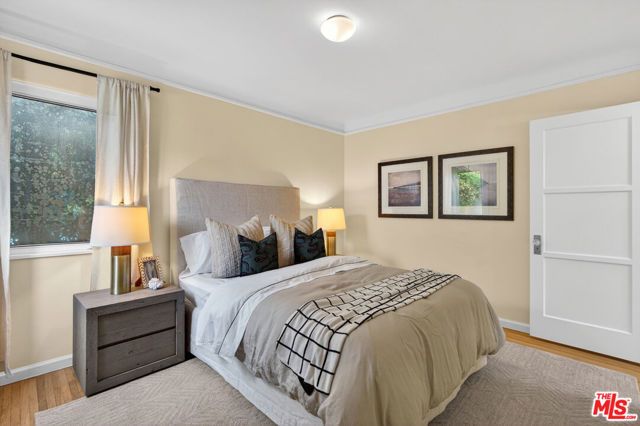 2822 11th Street, Santa Monica, CA 90405
