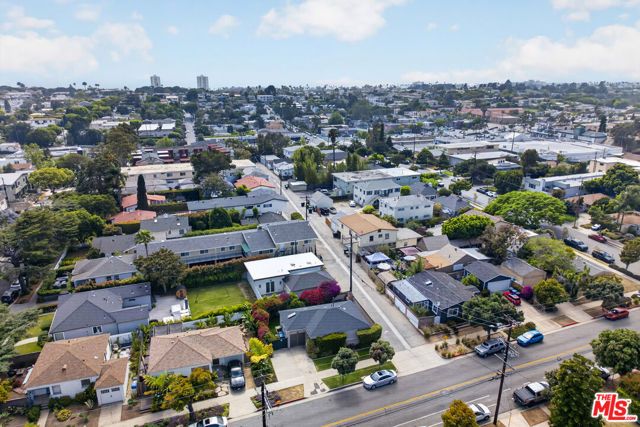 2822 11th Street, Santa Monica, CA 90405