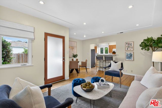2822 11th Street, Santa Monica, CA 90405