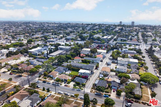 2822 11th Street, Santa Monica, CA 90405