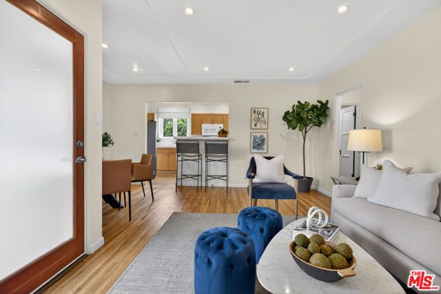 2822 11th Street, Santa Monica, CA 90405