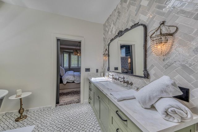 10618 Hillside Lane, Carmel Valley, CA 93923