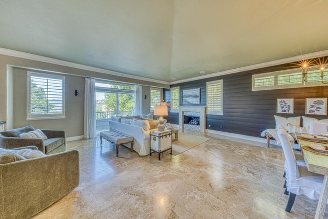 10618 Hillside Lane, Carmel Valley, CA 93923
