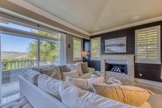10618 Hillside Lane, Carmel Valley, CA 93923