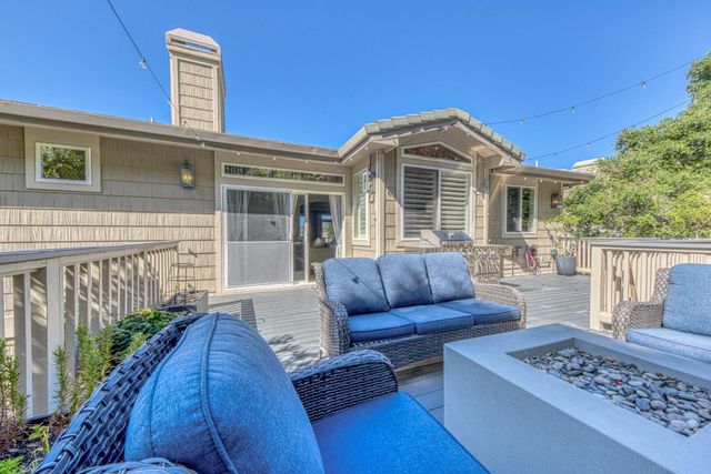 10618 Hillside Lane, Carmel Valley, CA 93923