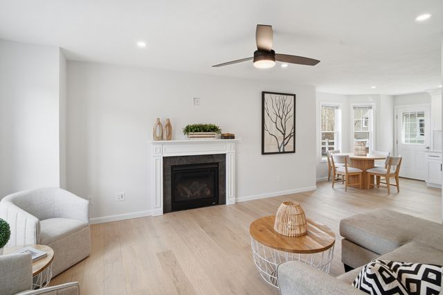 14 Ambrose Way 14, Shirley, MA 01464