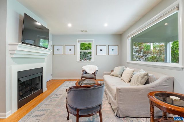 1116 EAST JEFFERSON ST, Charlottesville, VA 22902