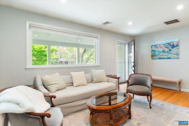 1116 EAST JEFFERSON ST, Charlottesville, VA 22902