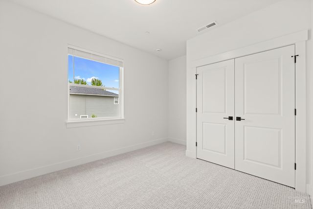 393 Hidden Mill Ct, Middleton, ID 83644