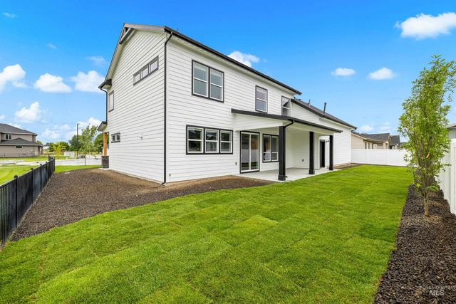 393 Hidden Mill Ct, Middleton, ID 83644
