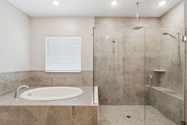 714 OAKS SHORES ROAD, Leesburg, FL 34748