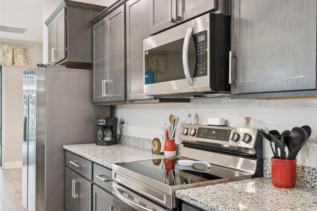 714 OAKS SHORES ROAD, Leesburg, FL 34748