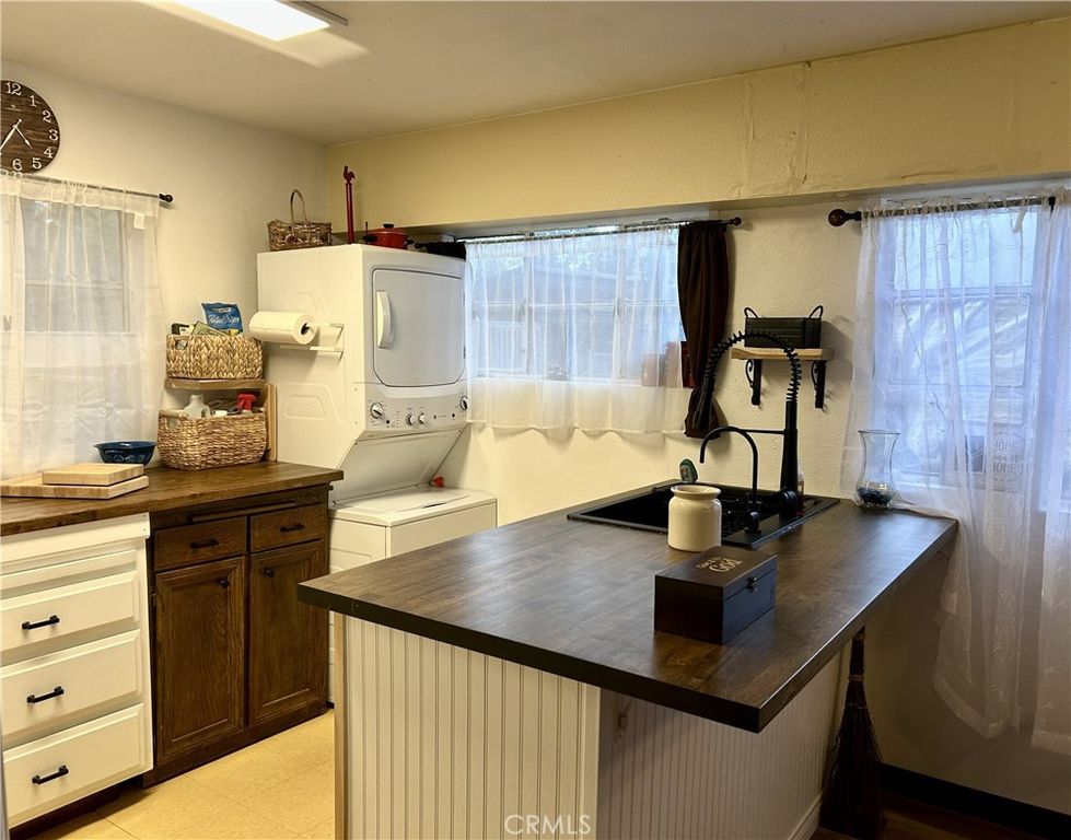 Image 14 of property listing at 28639 Rostrata, Lake Elsinore, CA 92532