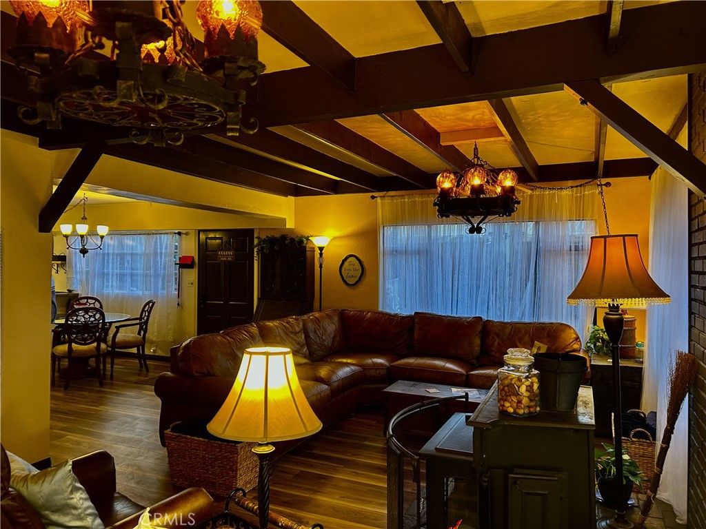 Image 8 of property listing at 28639 Rostrata, Lake Elsinore, CA 92532