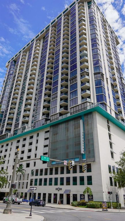 1 BEACH DRIVE SE 1310, St Petersburg, FL 33701