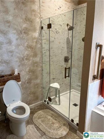 205 Spyglass Road, Bath Boro, PA 18014